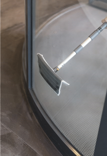 Vikan Easyshine Indoor Window Cleaning Kit - Image 4